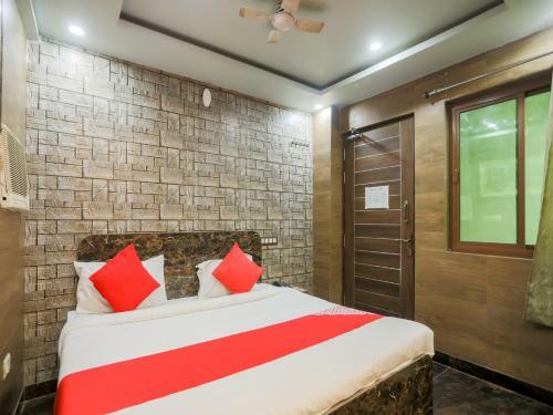 Hotel Oyo 75675 Comfort Stay Inn