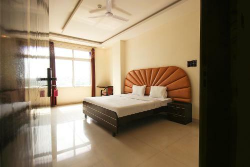 Fabhotel Silver Stay