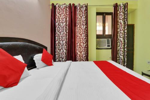 Hotel Oyo 82330 Kamal Inn