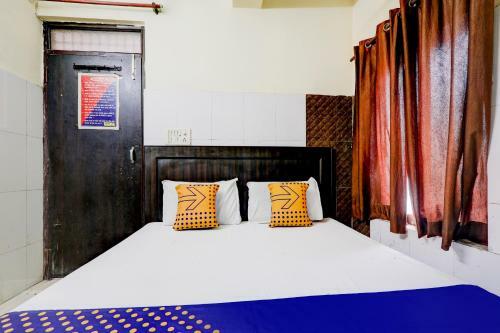 Spot On 81460 Hotel Panjab Palace