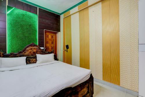 Hotel Oyo Flagship 83536 Mahi Comfort Inn