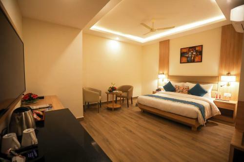 Hotel Elora Lords Eco Inn , Lucknow