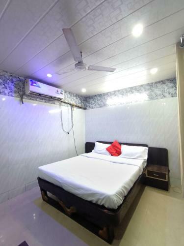 Chemis Inn Hotel Krishna Palace