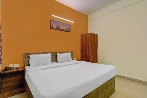 Oyo 85333 Hotel Delight Inn
