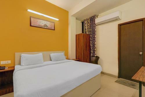 Oyo 85333 Hotel Delight Inn