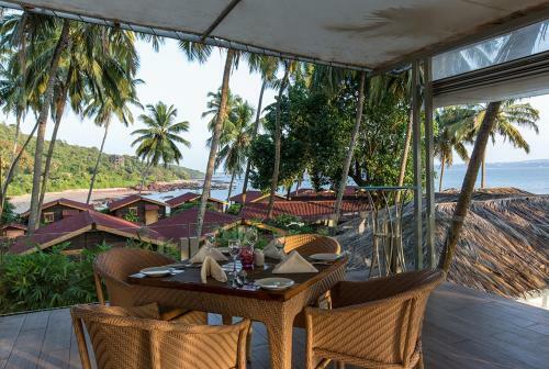 Bed & Breakfast Room In A Beach Resort