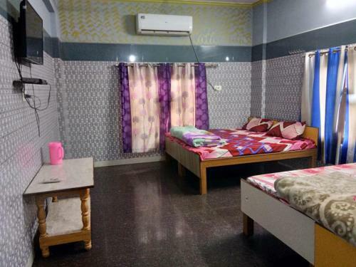Hostal Govardhan Guest House