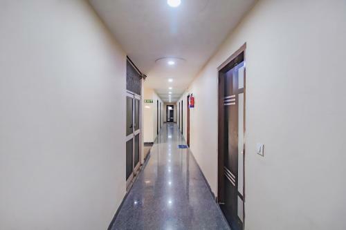Oyo 79216 Hotel Gms Inn