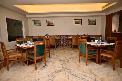 Hotel Lalita Grand