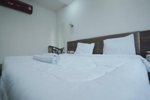 Hotel Amar Palace By Wb Inn