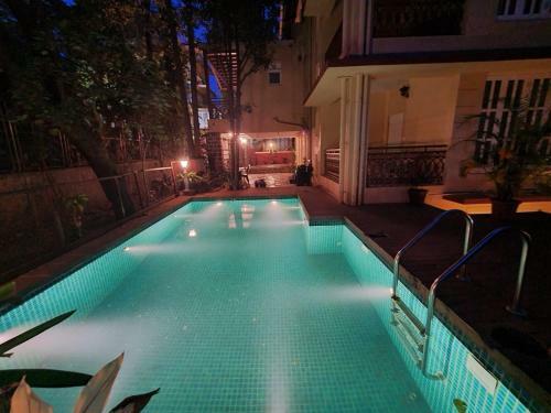 Antilia Villa - Luxurious/ac/swimming Pool