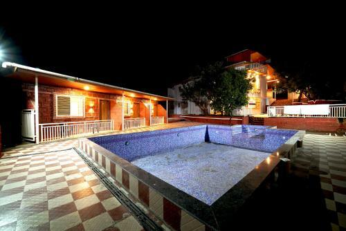 Hotel Shivay Residency