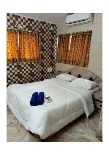 S Pool Villa Near Mapro