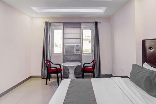 Collection O 69818 Hotel Ambition