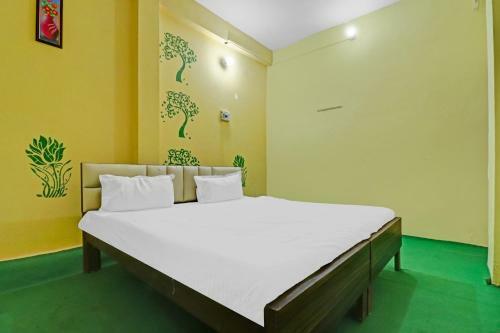 Oyo 82705 Rana Hotel
