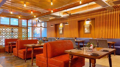Hotel Mahesh By Shrigo Hotels