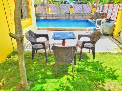 Mountain Majesty Villa With Big Swimming Pool