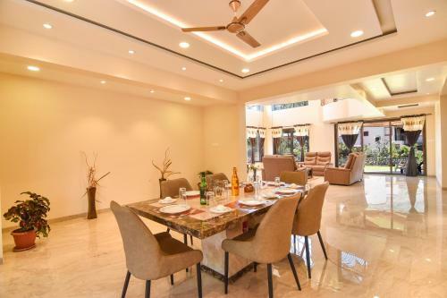 Eko Stay Gold -titanium Villa