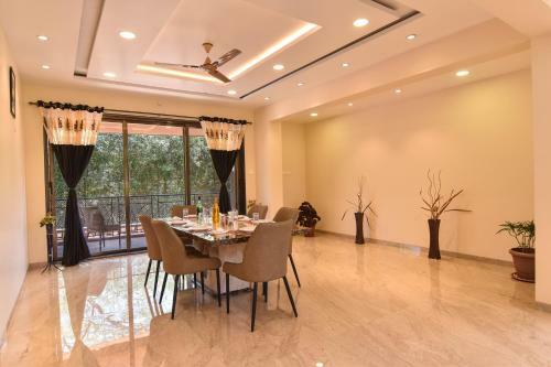 Eko Stay Gold -titanium Villa