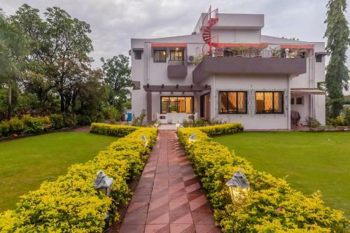 Stayvista At Fairfield Villa