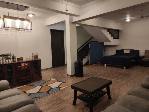 5bhk Pool Villa With Scenic View @lonavala