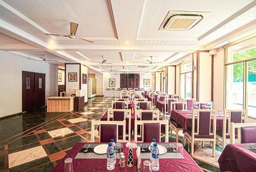 Hotel Aron Resort & Spa Lonavala