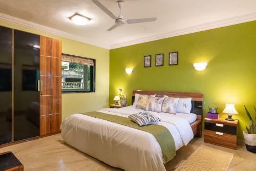 Myna Villa II