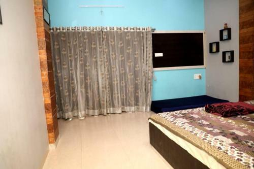 Villa Lonavala Vella