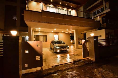 Luxurious 4bhk Honeycomb Villa With Private Pool