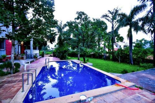 Unique Villa - Spacious And Plus-size 4 Bedroom Villa With Pool