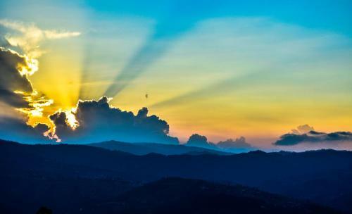 Captains Paradise At Mukteshwar Hill Station