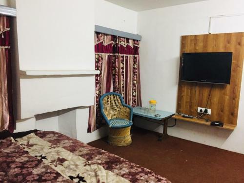 Hotel Shingar Mall Road Manali