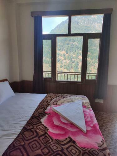 Roop Mountain Homestay