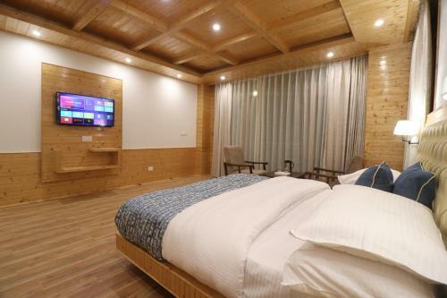 Hotel Moksha Valley The Sun Shine Resort