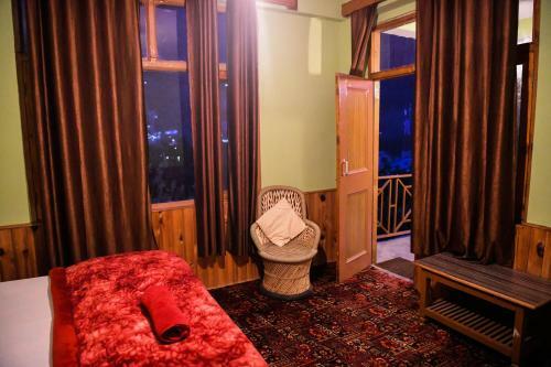 Hostal The Professors Hut