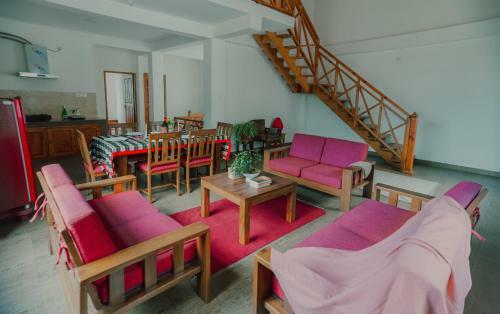 Sylvan Vistas Luxury 3 Bhk Apartment