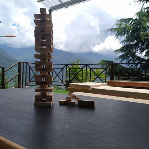 Hotel Karmic Stays & Cafe