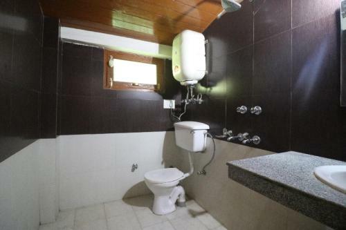 Oyo 81210 Hotel Mukesh