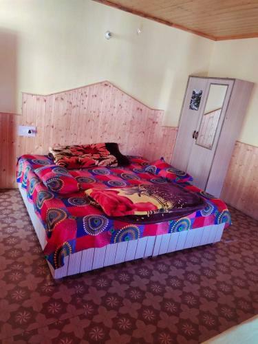 Hotel Homeland