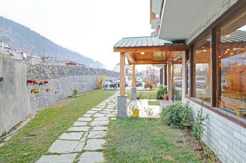 Hotel Capital O 84451 Prini View