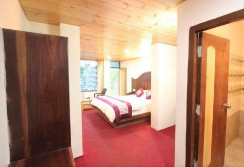 Hotel Devlok Inn