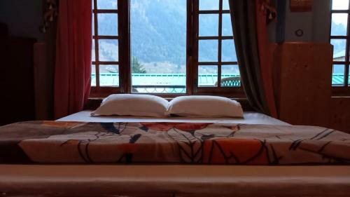 Guruchhaya Hotel And Cottages