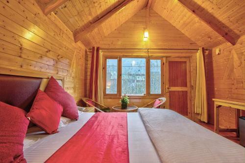 Fabhotel Baga Cottage