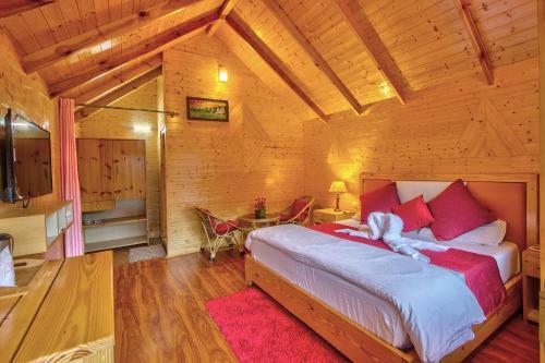 Fabhotel Baga Cottage