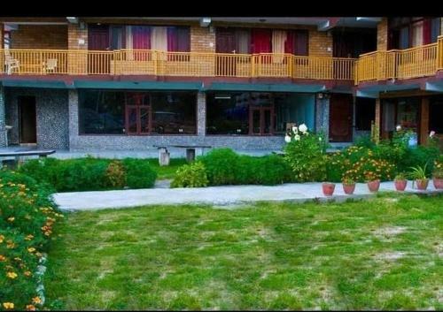Hotel Himalayan River & Camp