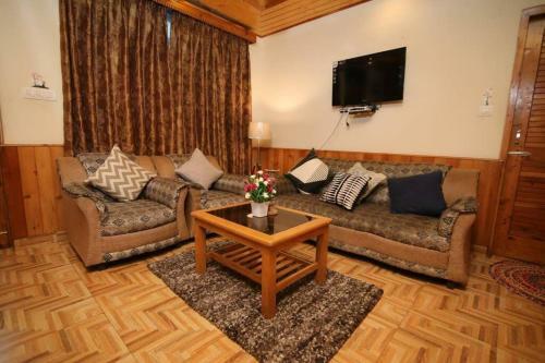 Villa 7bhk Woodstock Cottage Bonfire Chef Balcony