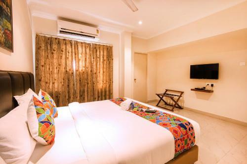 Fabhotel Blossoms Service Apartment