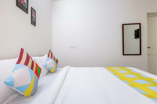 Hostal Oyo 80606 Elegant Stay