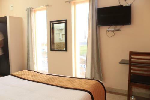 Hotel The Chennai Inn