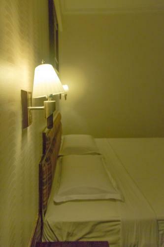Hotel Royal Regency Lifotel By Crossway